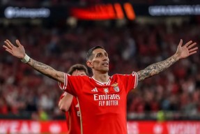 关于葡超赛前再迎强敌，阿斯顿维拉造点机会，主帅态度：更衣室稳定，轮换策略成焦点的信息多米