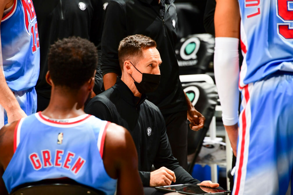 包含足总杯赛程吃紧；圣安东尼奥马刺冲刺阶段内部沟通；质疑声仍在；资深球员宣示担当的词条