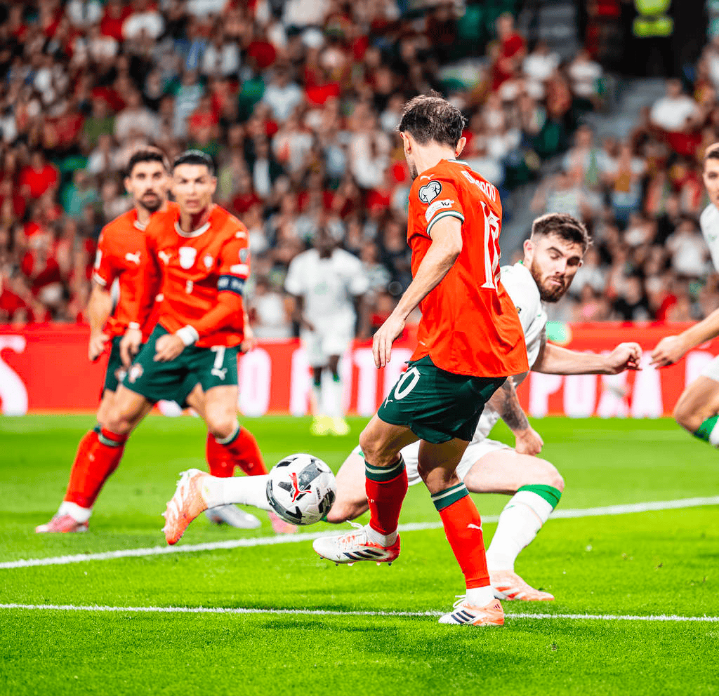 包含C罗在澳大利亚队比赛中大胜转会期浙江稠州调整名单以备欧冠，这操作让人直呼：浙江队今晚主帅复盘的词条